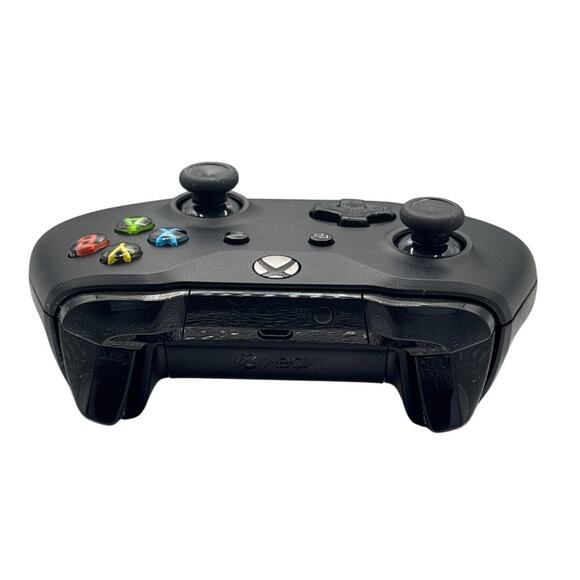 Microsoft Xbox One Wireless Controller Black Model 1708 - Picture 3 of 6